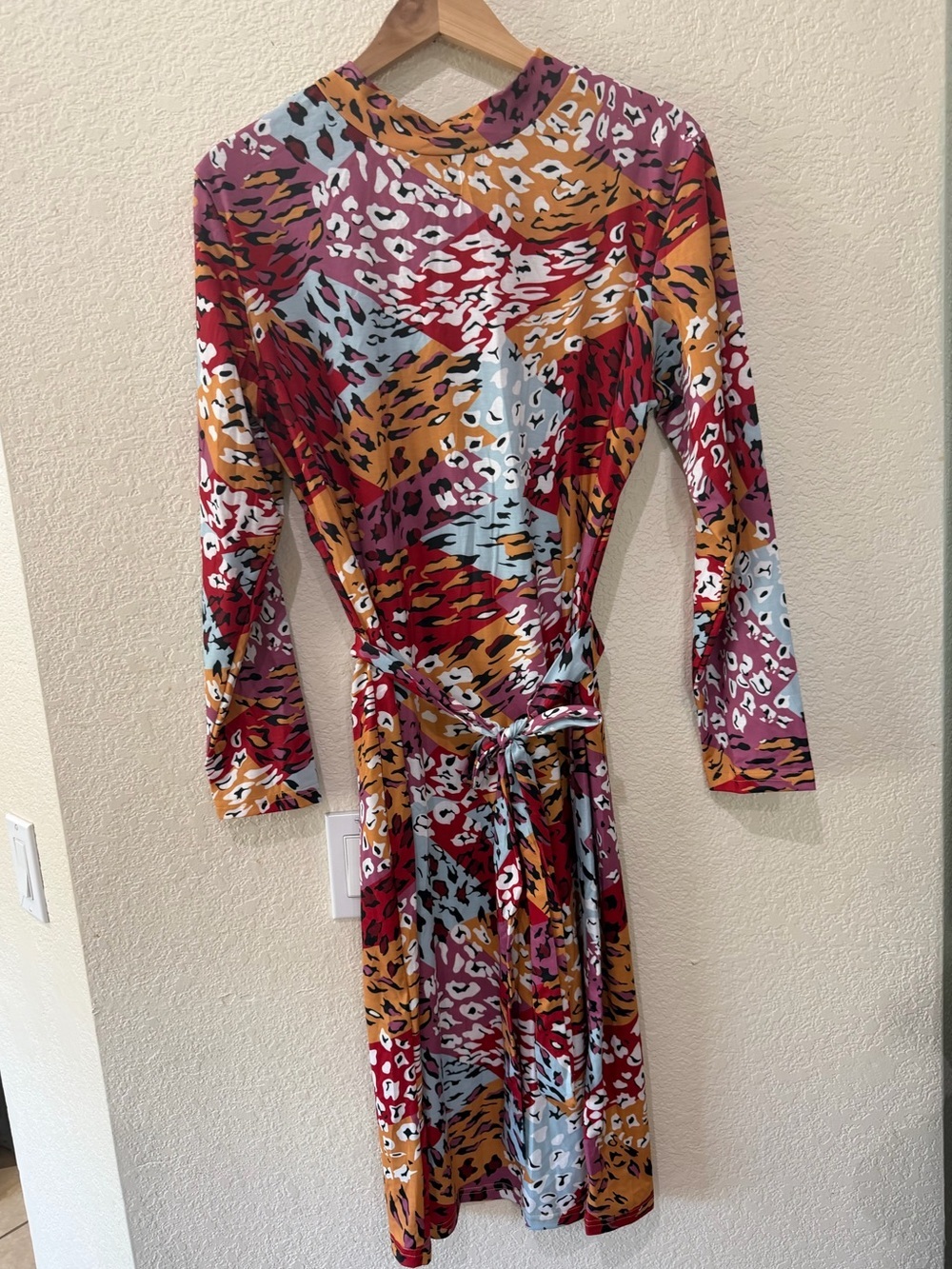 Women’s Multicolor Abstract Print Long Sleeve Dress